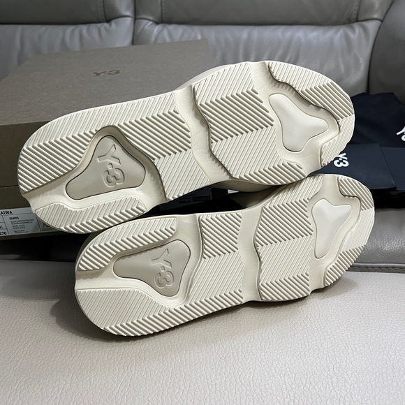 NWB - Adidas Y-3 Kaiwa Men’s Premium Sneaker - US 10/EU 44 - Picture 8 of 16
